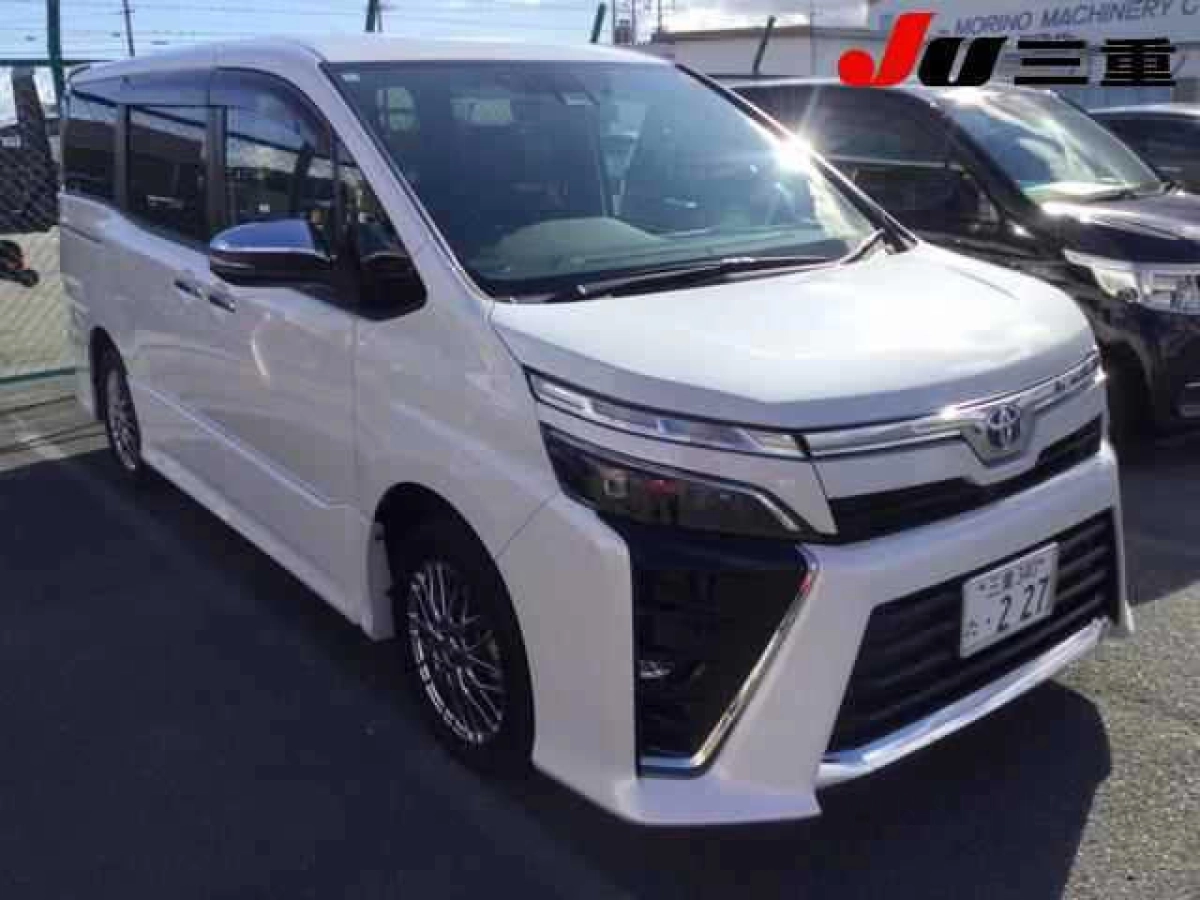 TOYOTA VOXY ZWR80W 2021
