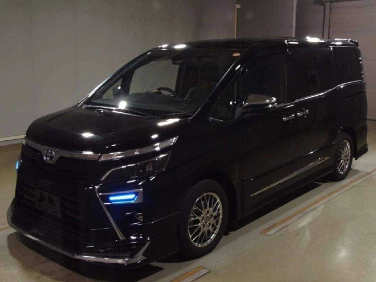 TOYOTA VOXY ZWR80W 2021