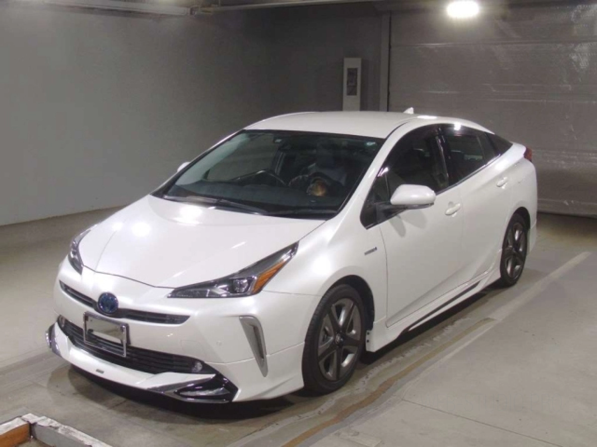 TOYOTA PRIUS ZVW51 2019