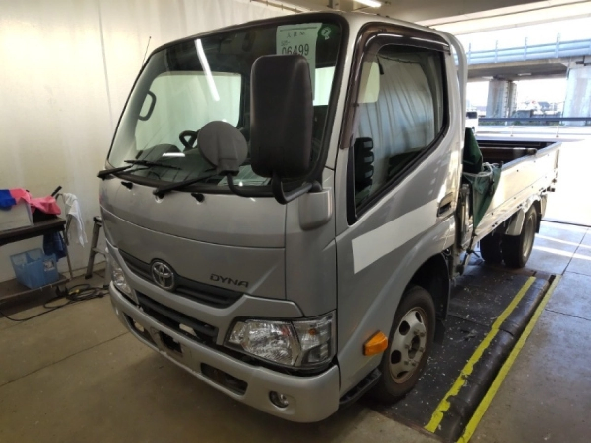 TOYOTA DYNA TRY230 2020
