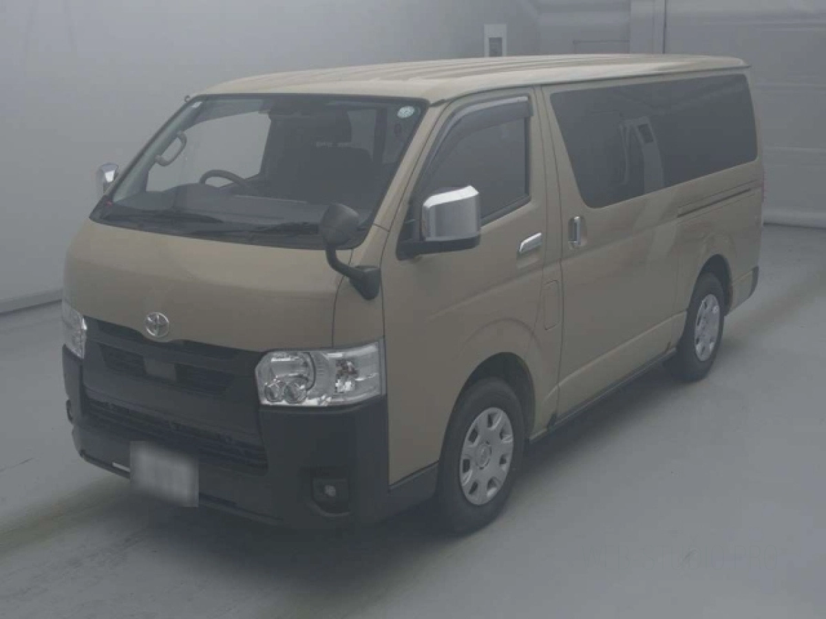 TOYOTA HIACE VAN GDH201V 2025