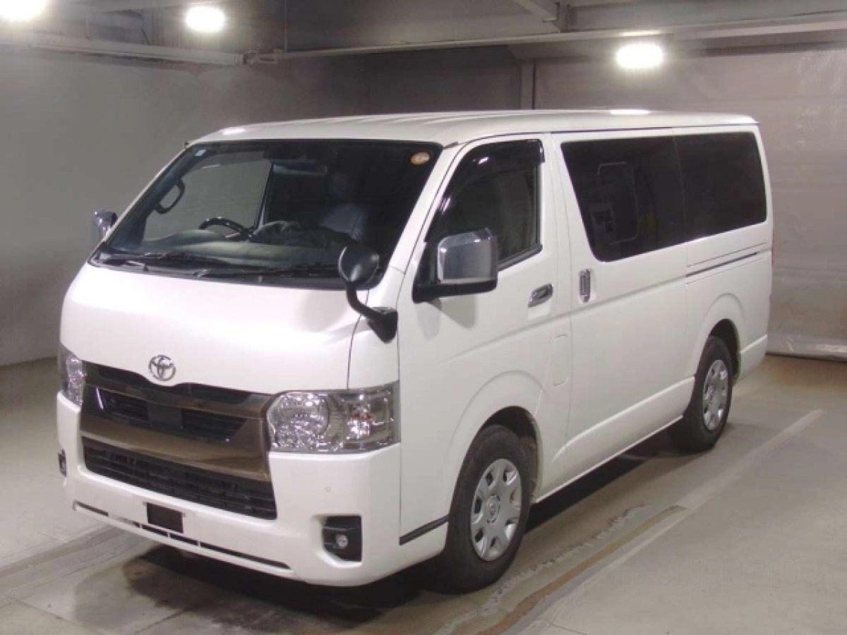 TOYOTA HIACE VAN GDH201V 2023