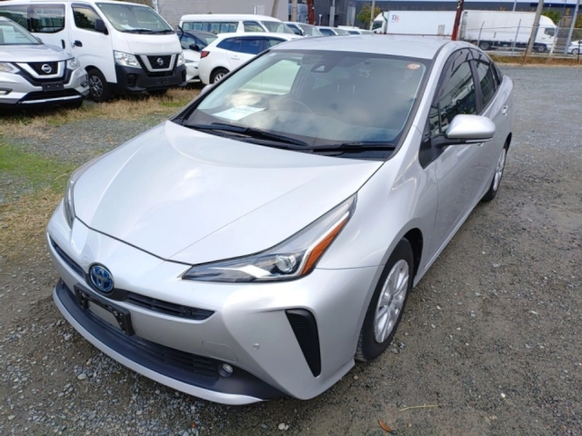 TOYOTA PRIUS ZVW51 2022