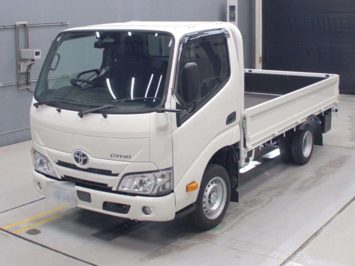 TOYOTA DYNA TRY230 2025
