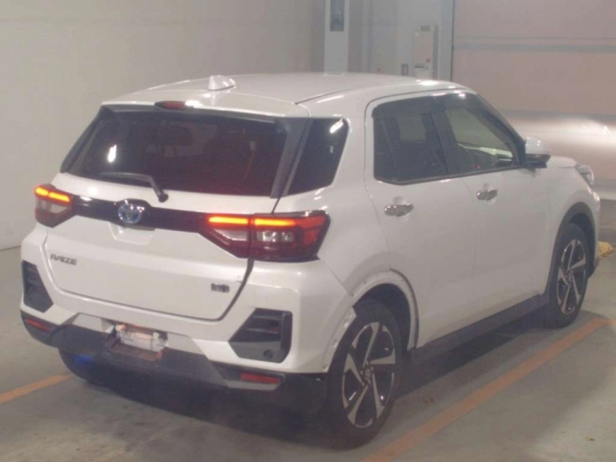 TOYOTA RAIZE