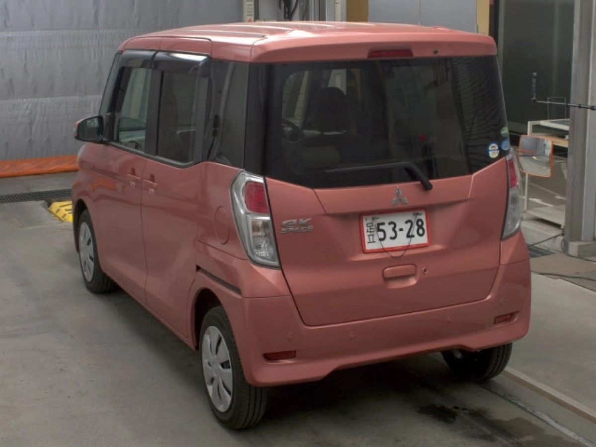 MITSUBISHI EK SPACE