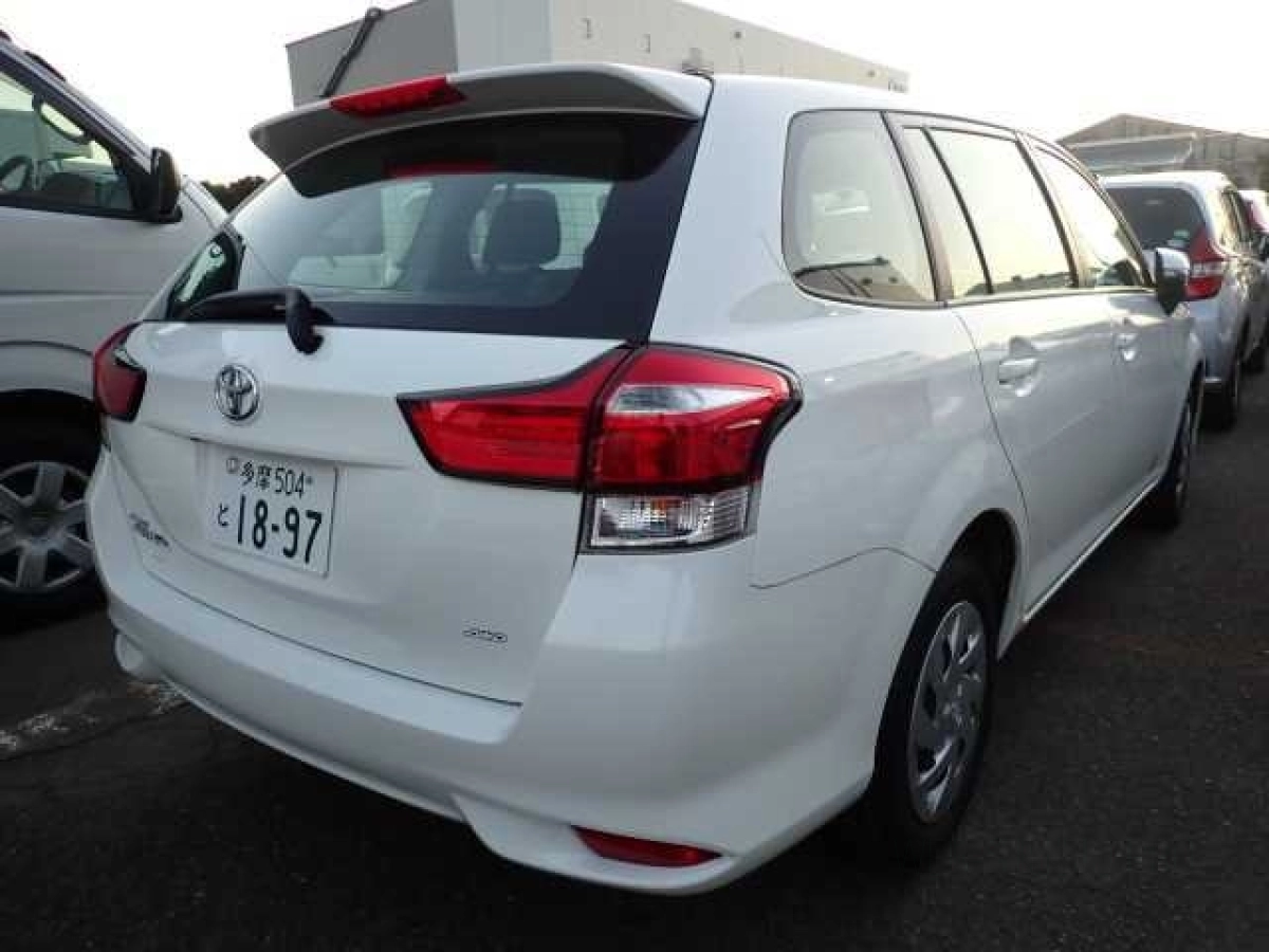 TOYOTA COROLLA FIELDER