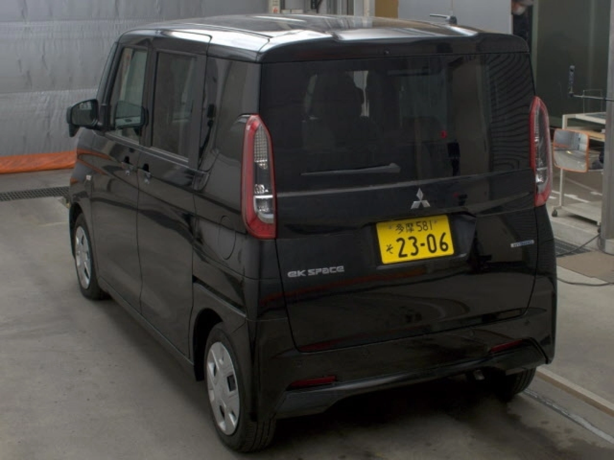MITSUBISHI EK SPACE