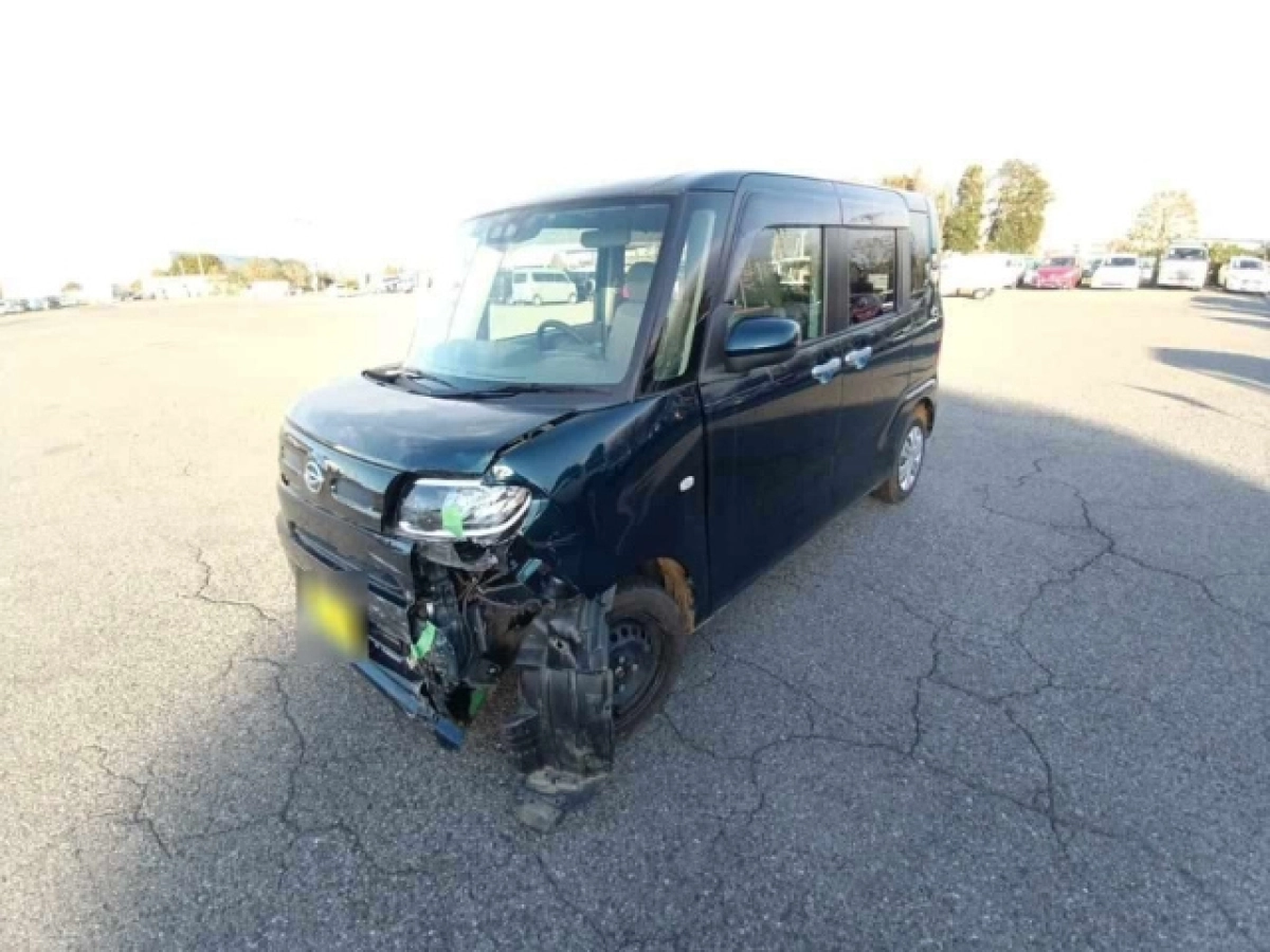 DAIHATSU TANTO LA650S 2019