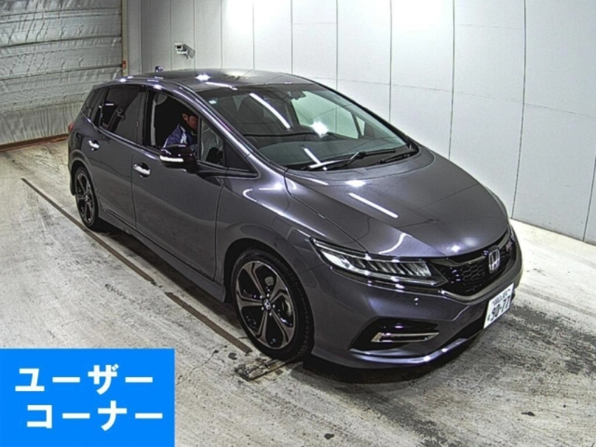 HONDA JADE FR5 2019