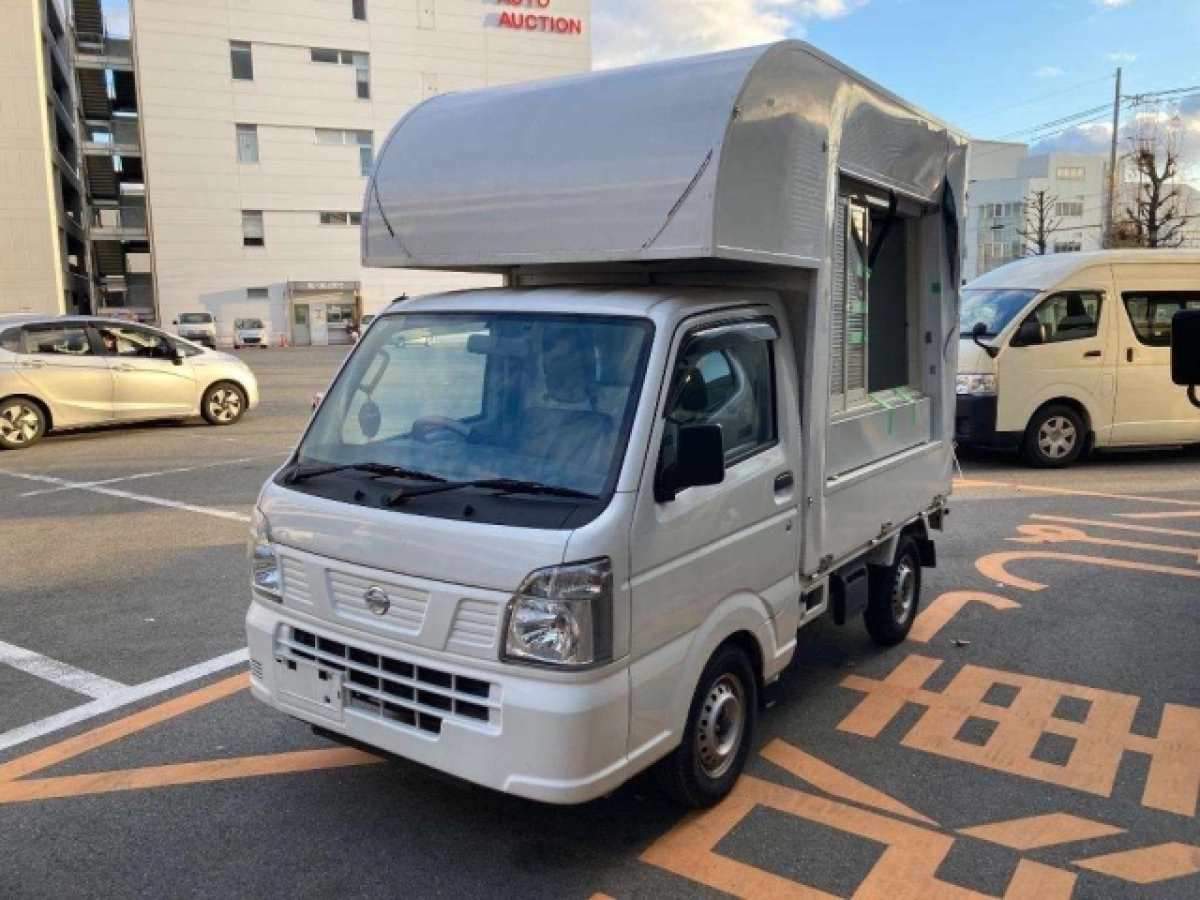 NISSAN CLIPPER TRUCK DR16T 2023