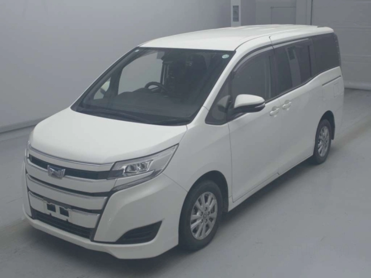TOYOTA NOAH ZWR80G 2021