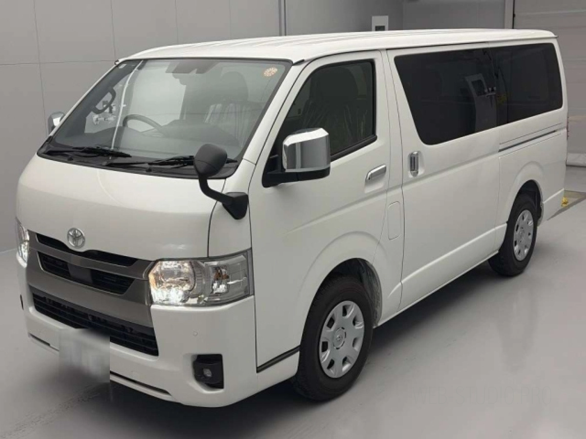 TOYOTA HIACE VAN GDH201V 2025