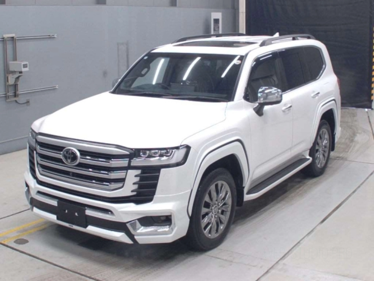 TOYOTA LAND CRUISER VJA300W 2024