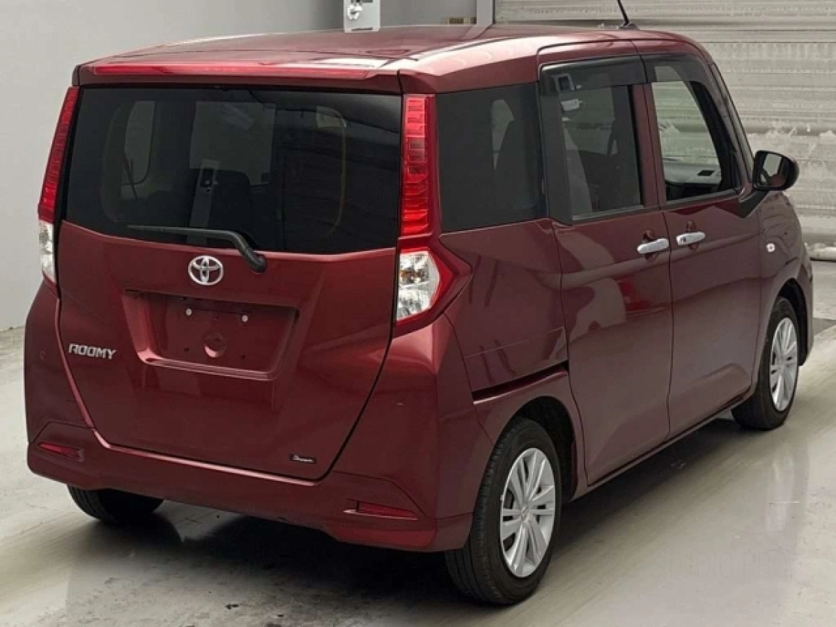 TOYOTA ROOMY