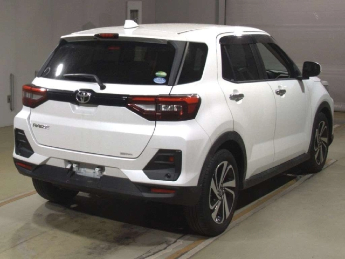 TOYOTA RAIZE