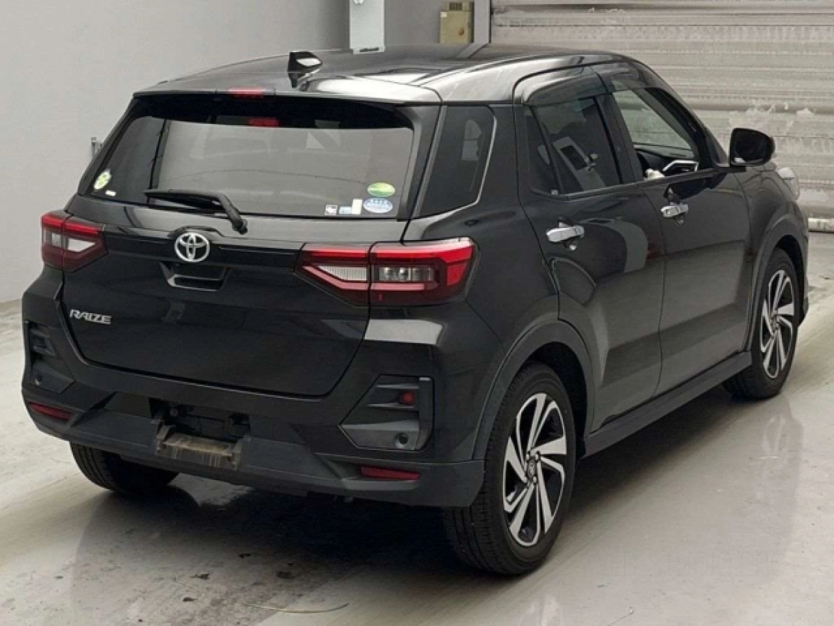 TOYOTA RAIZE