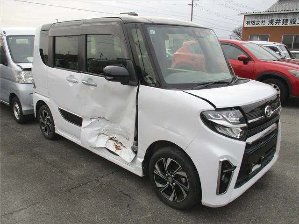 DAIHATSU TANTO LA650S 2019