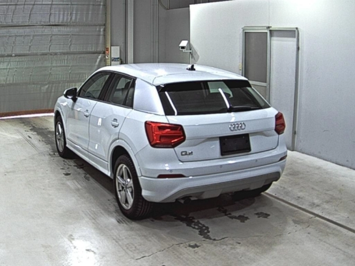 AUDI Q2
