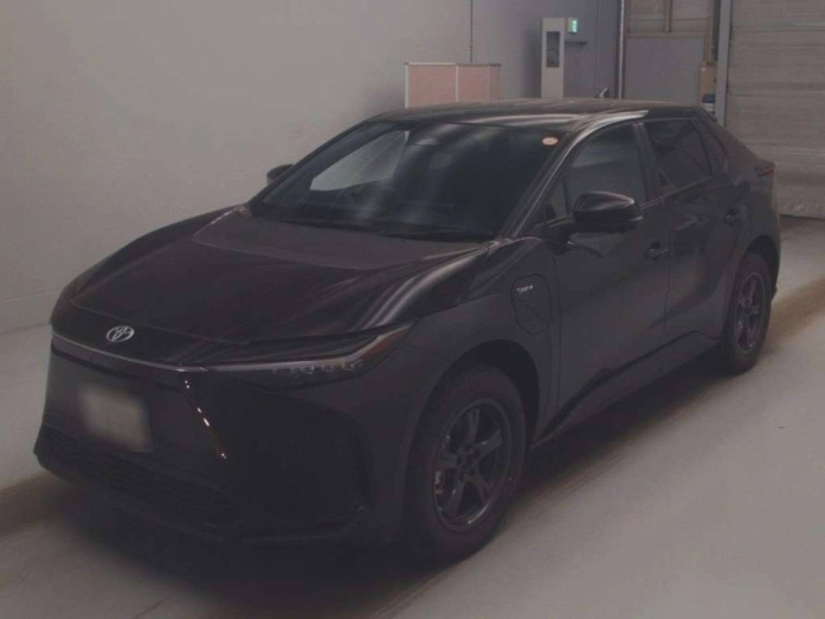 TOYOTA BZ4X XEAM10 2025