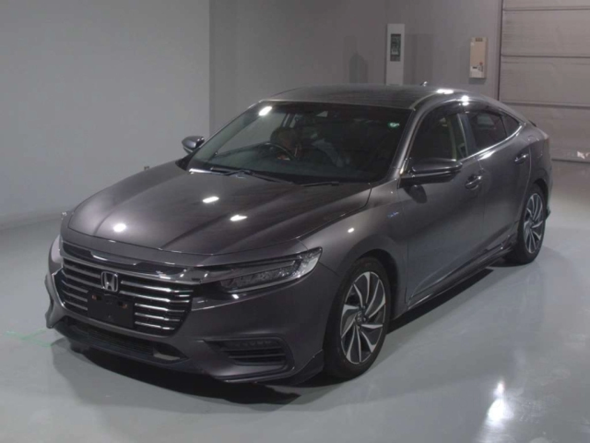 HONDA INSIGHT ZE4 2019