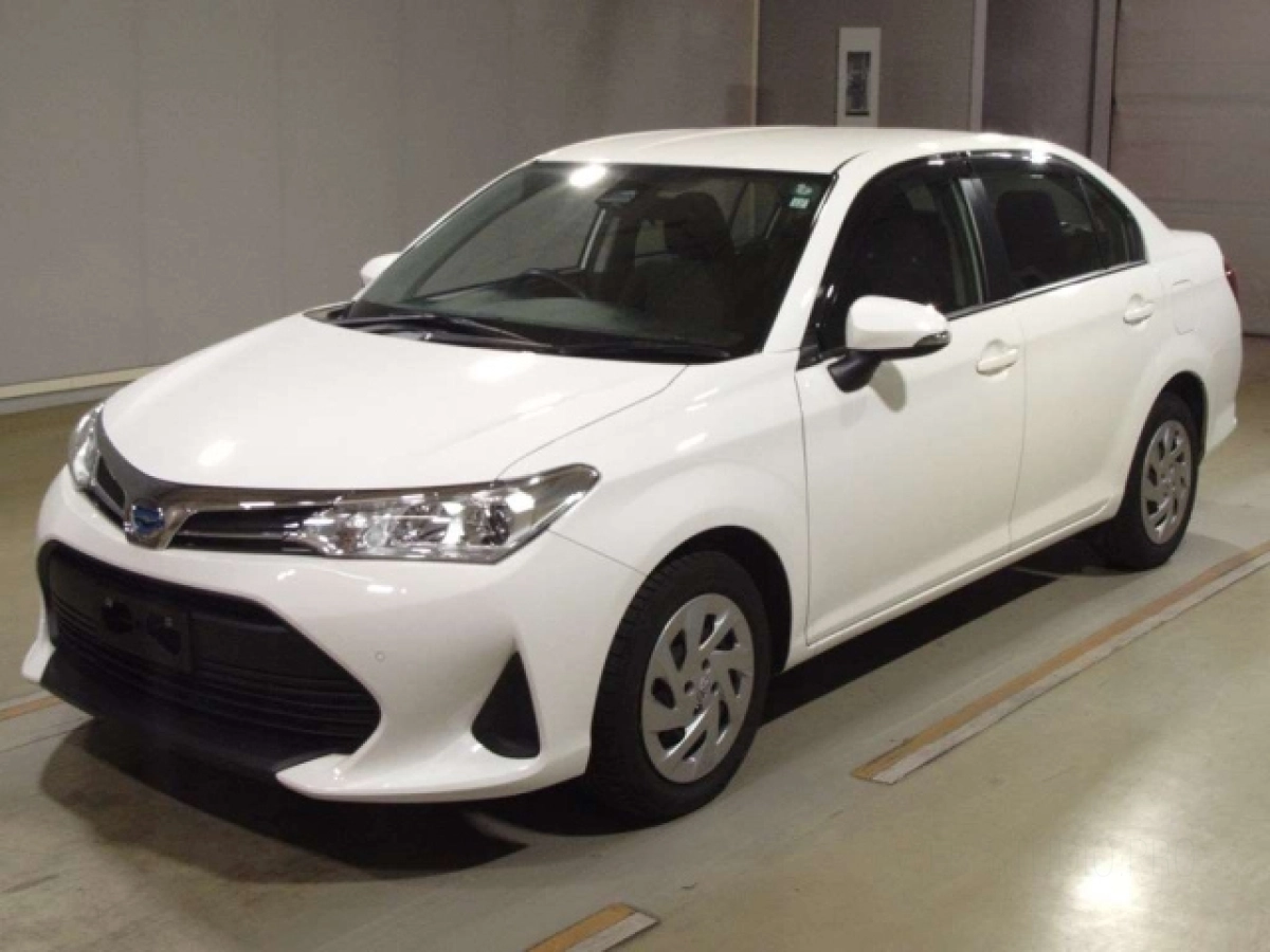 TOYOTA COROLLA AXIO NKE165 2021