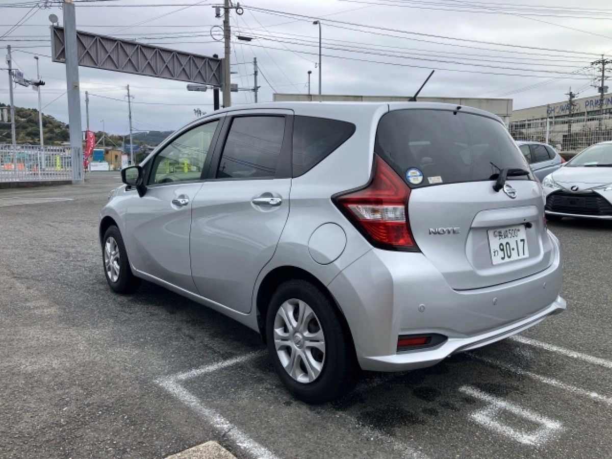 NISSAN NOTE