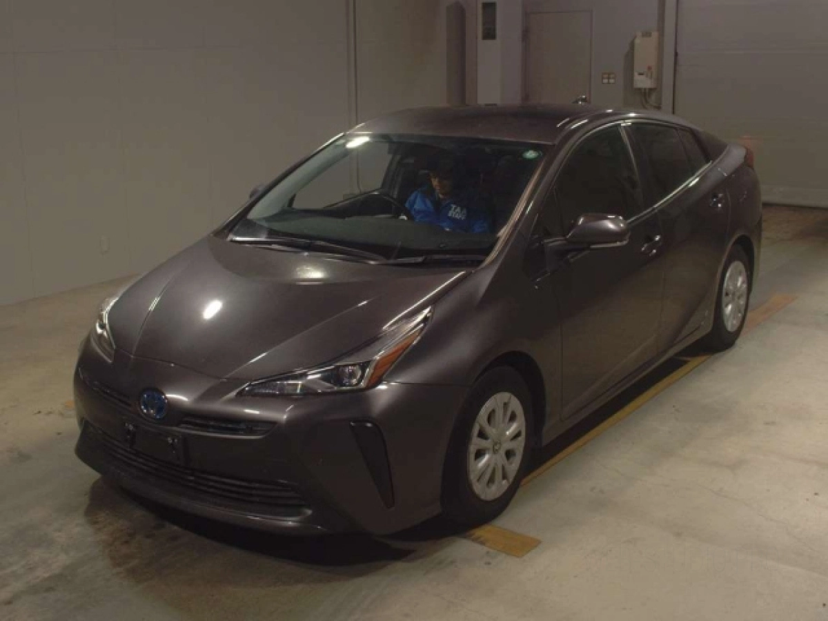 TOYOTA PRIUS ZVW51 2022