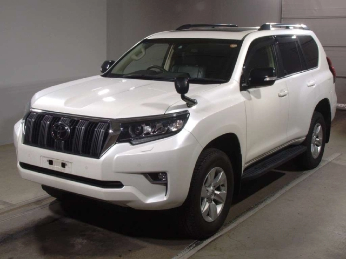TOYOTA LAND CRUISER PRADO TRJ150W 2022