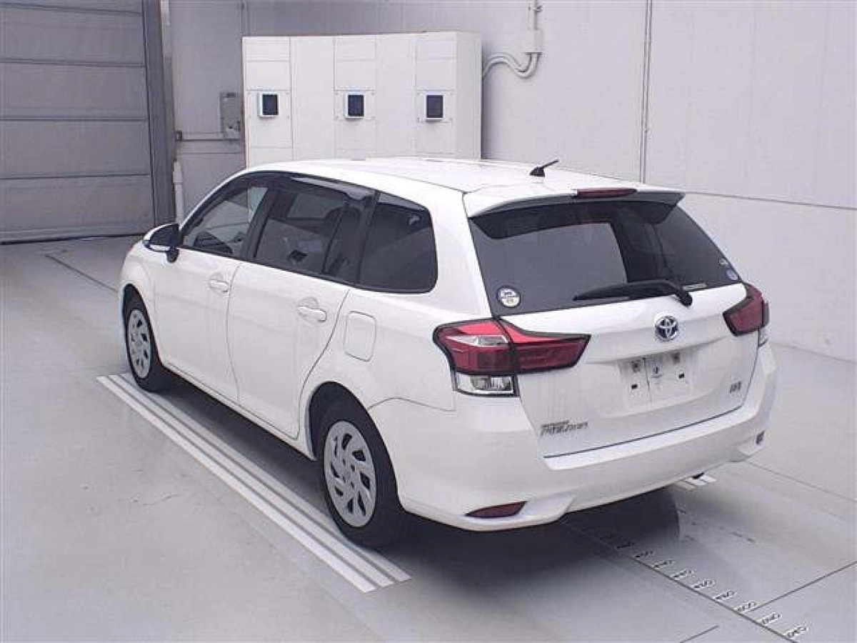 TOYOTA COROLLA FIELDER