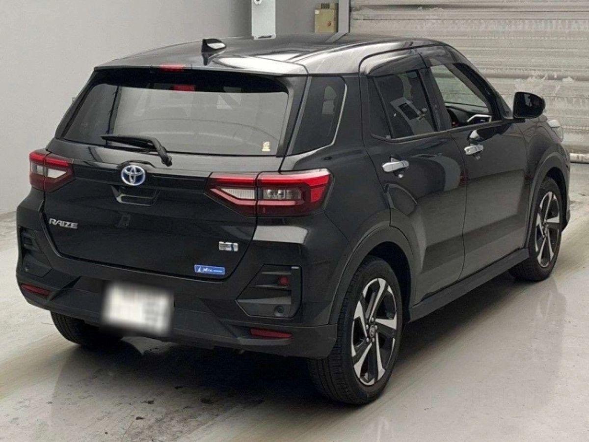 TOYOTA RAIZE