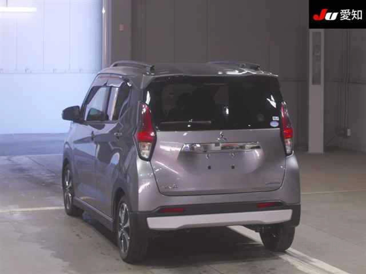MITSUBISHI EK X