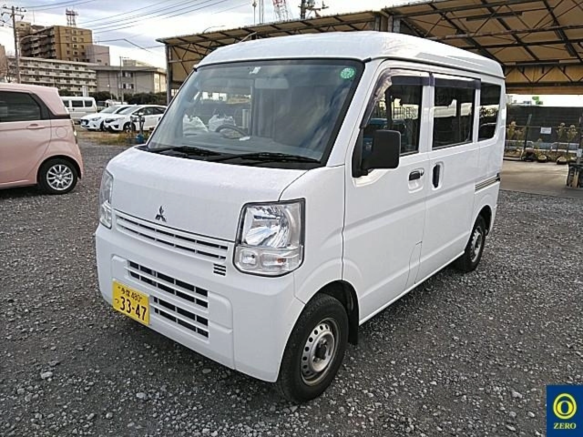 MITSUBISHI MINICAB VAN