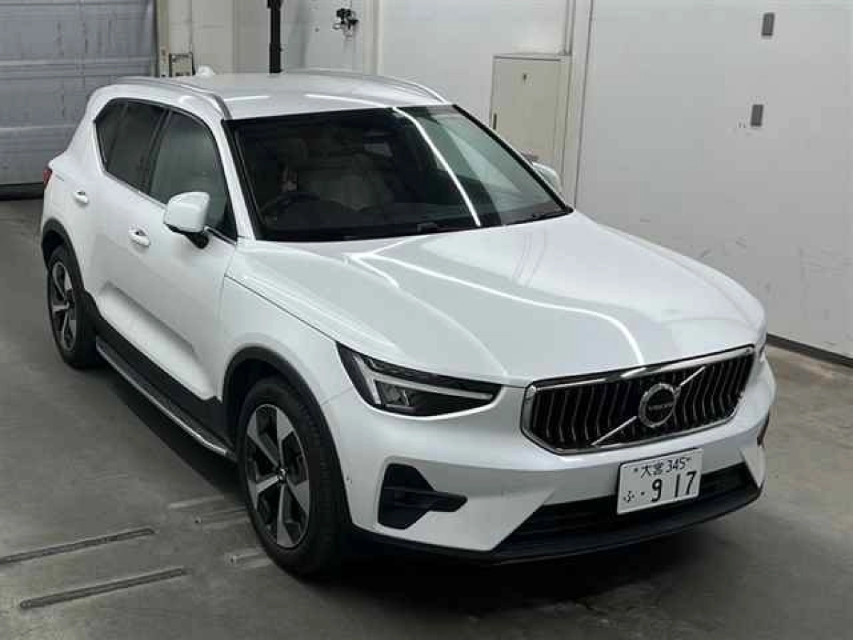 VOLVO XC40 XB420TXCM 2023