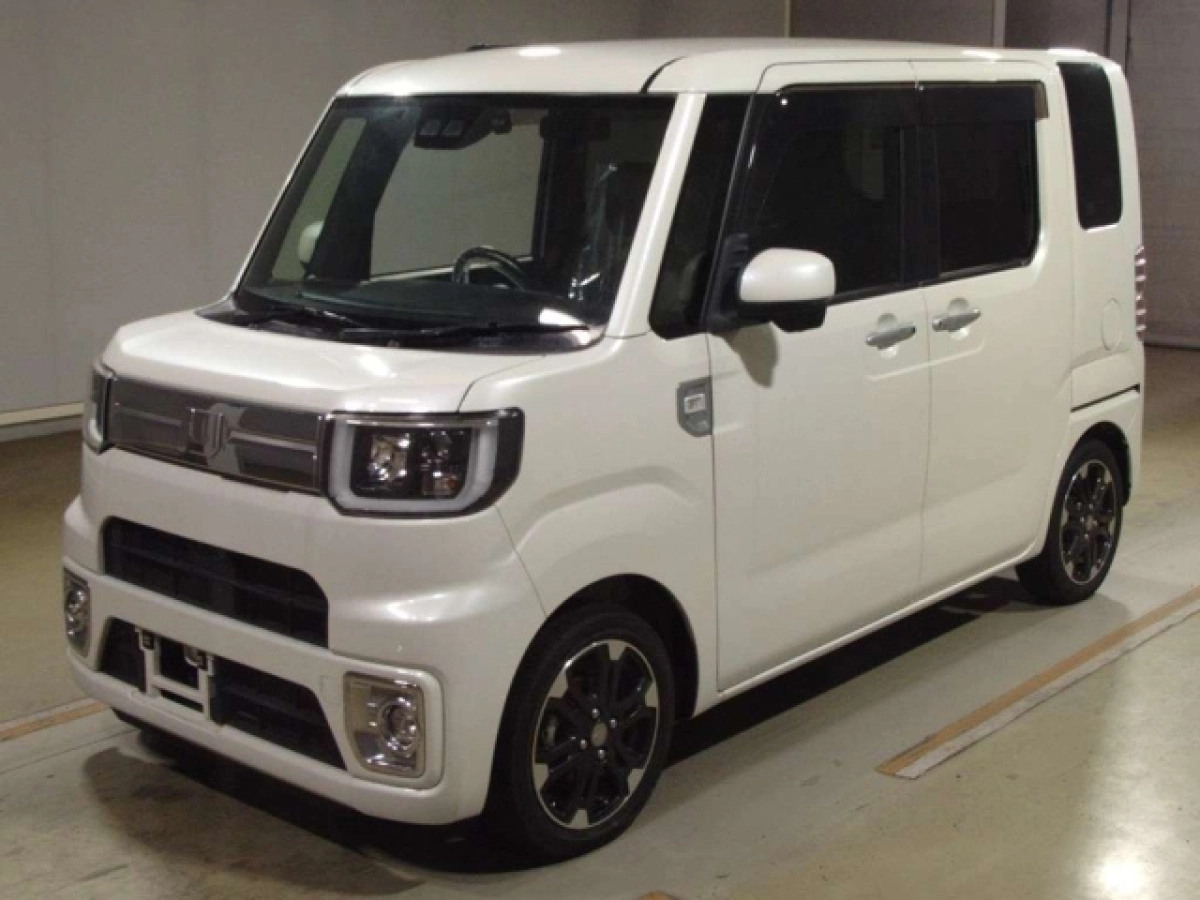 DAIHATSU WAKE LA700S 2020