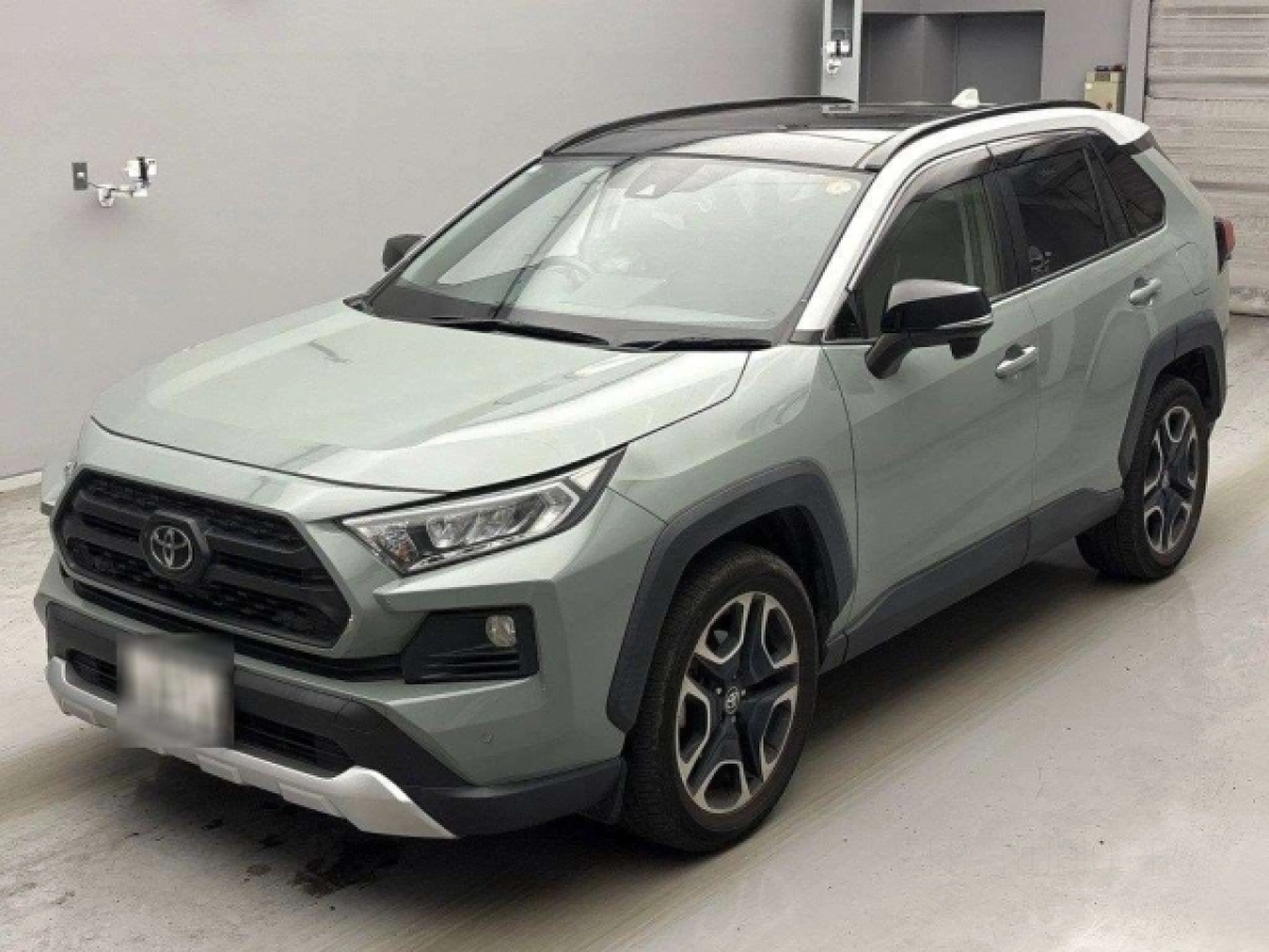 TOYOTA RAV4