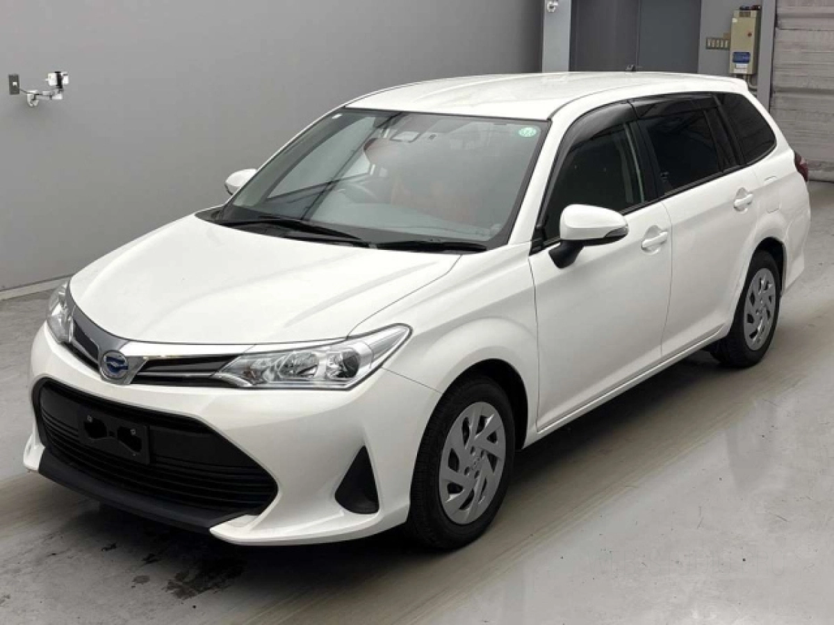 TOYOTA COROLLA FIELDER NKE165G 2020