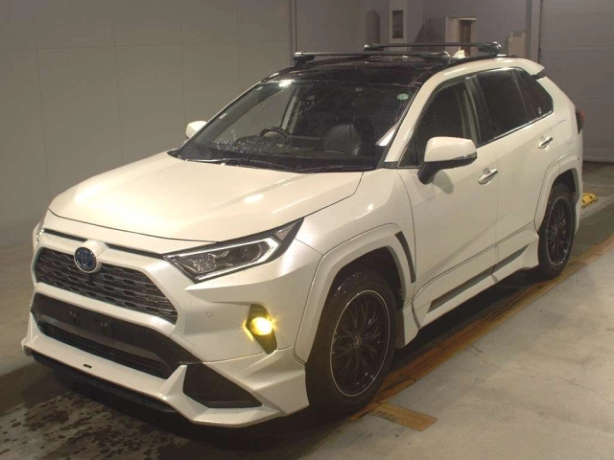 TOYOTA RAV4 AXAH54 2021