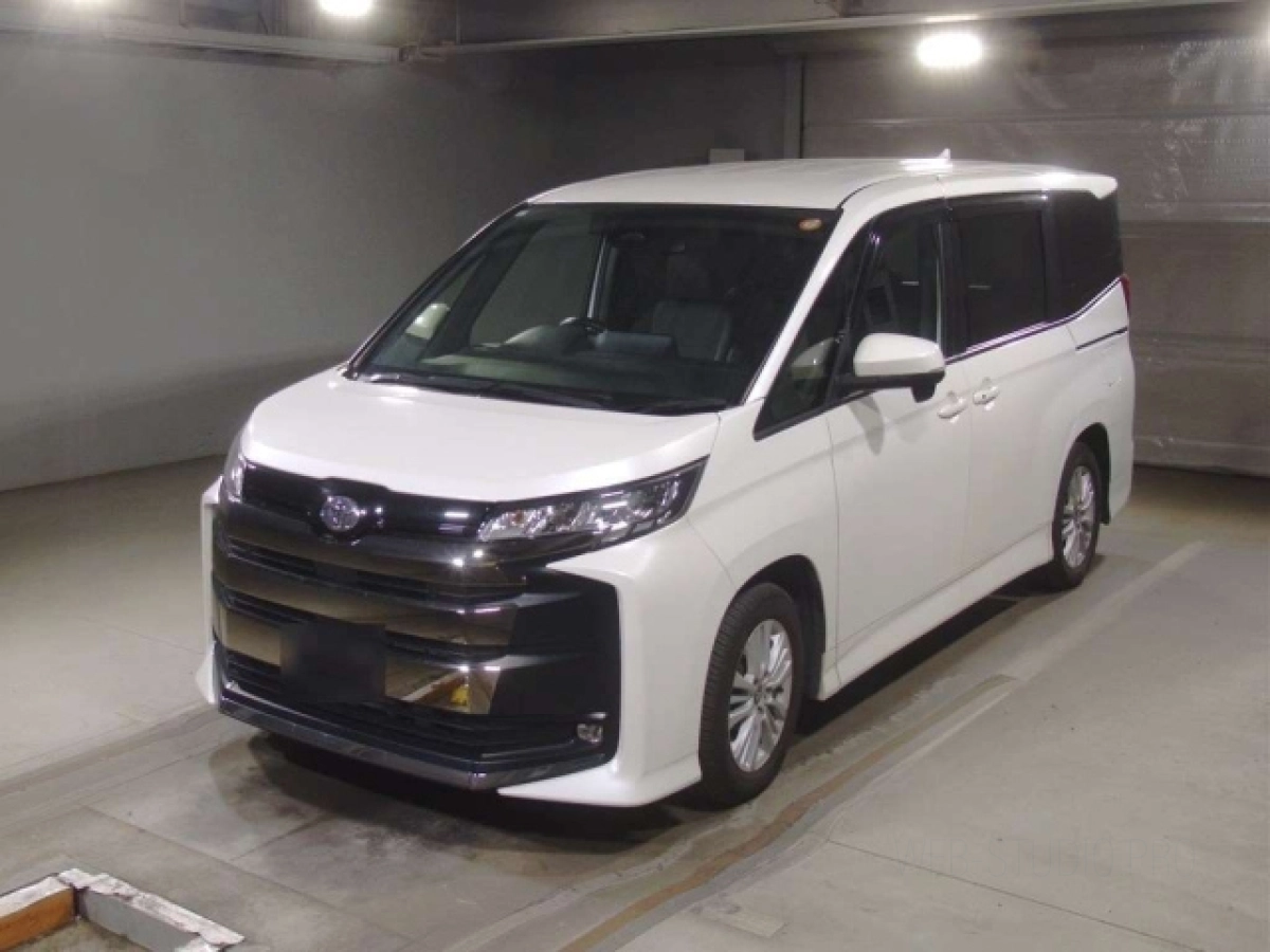 TOYOTA NOAH MZRA90W 2023