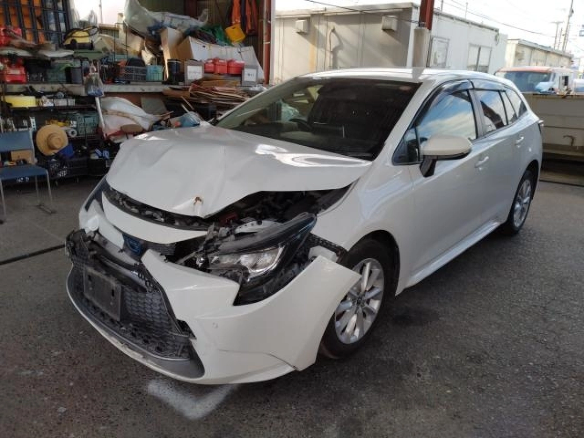 TOYOTA COROLLA TOURING ZWE214W 2021