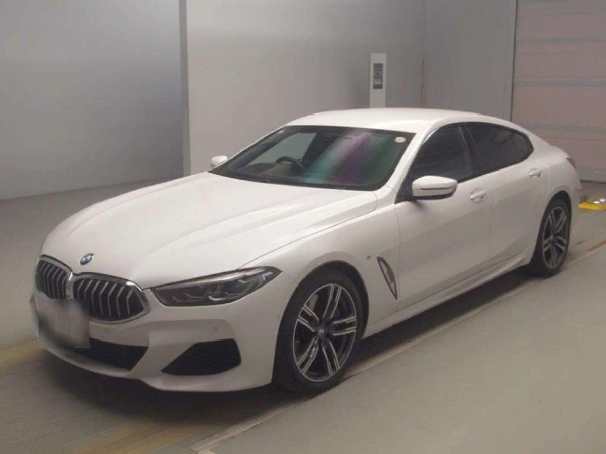 BMW 8 SERIES GW30 2020