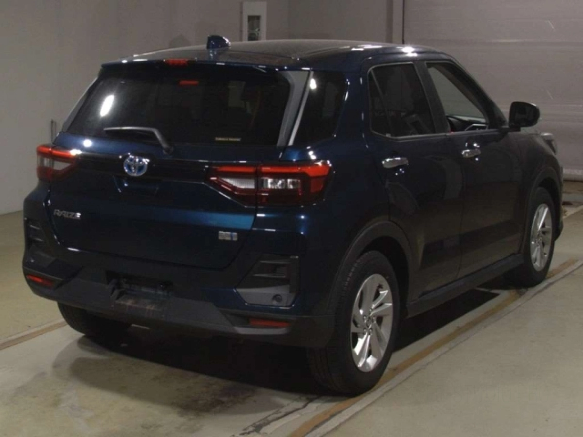 TOYOTA RAIZE