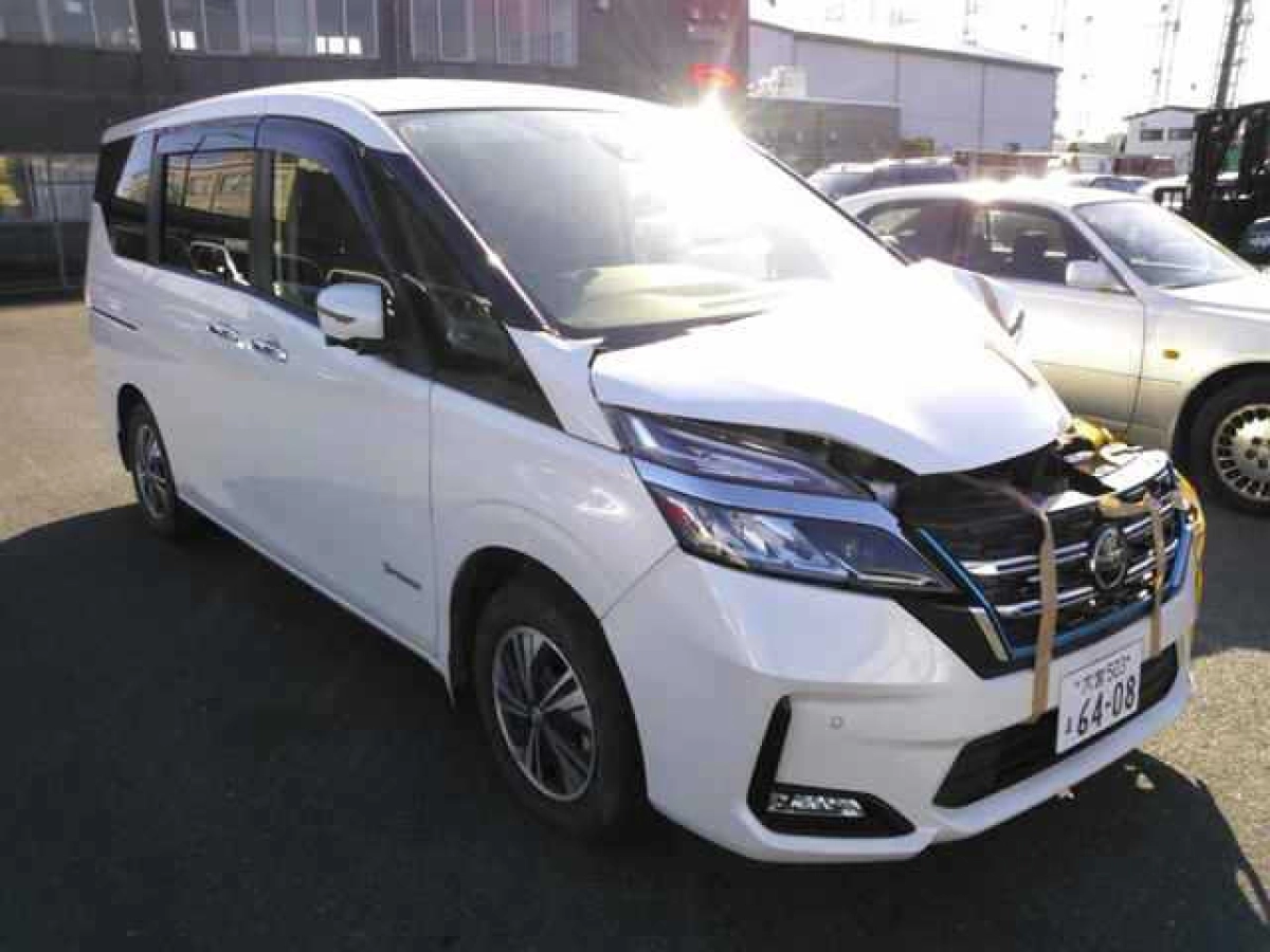 NISSAN SERENA HC27 2021