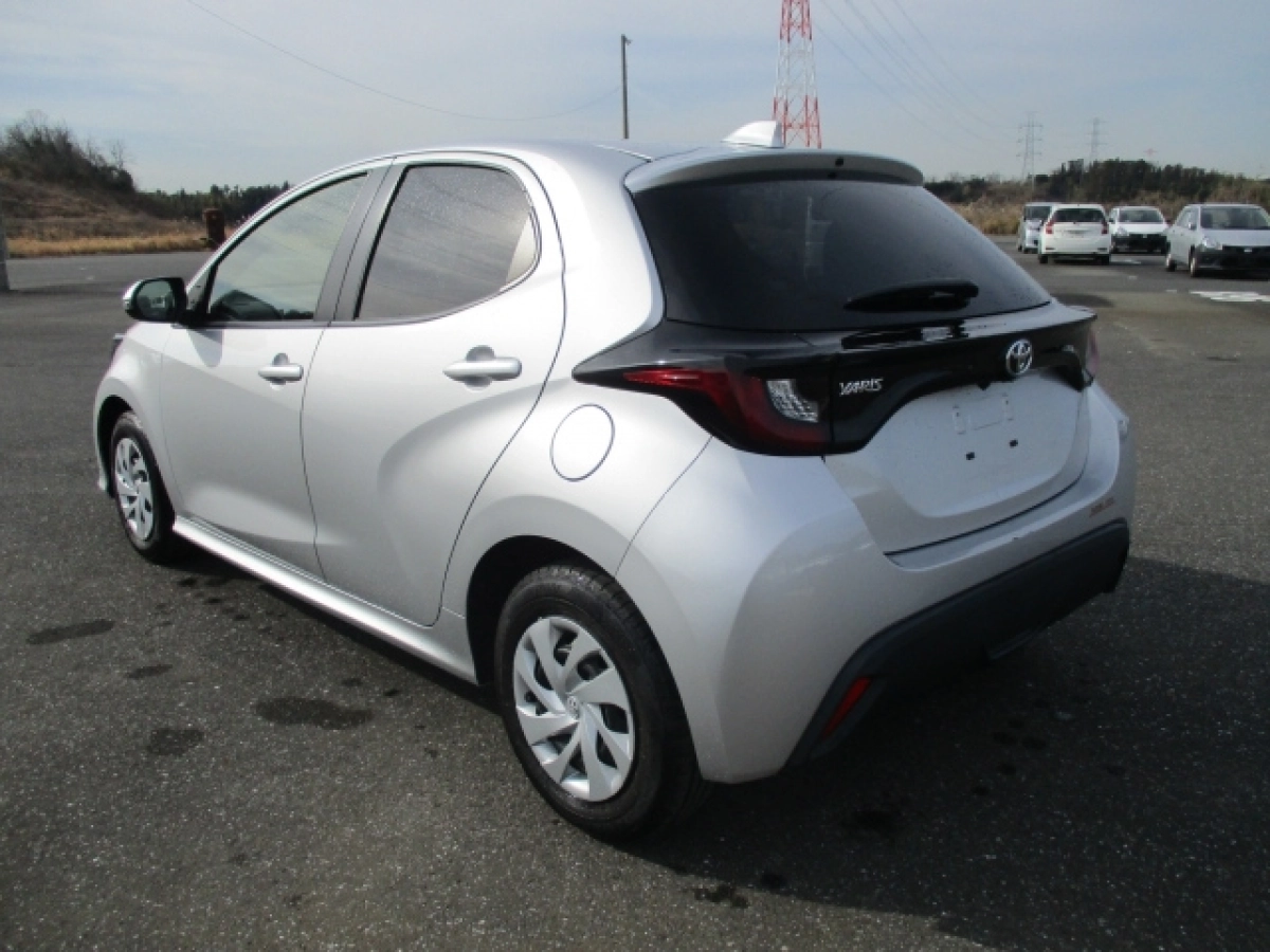 TOYOTA YARIS