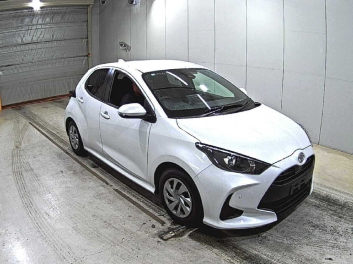 TOYOTA YARIS KSP210 2022