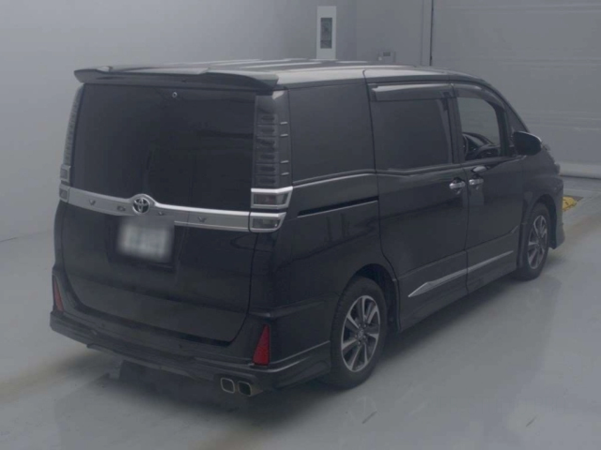 TOYOTA VOXY ZRR80W 2020