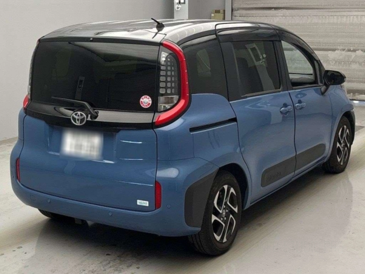 TOYOTA SIENTA