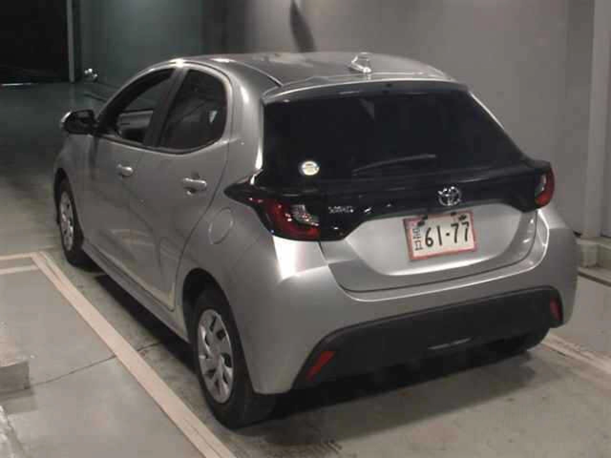 TOYOTA YARIS