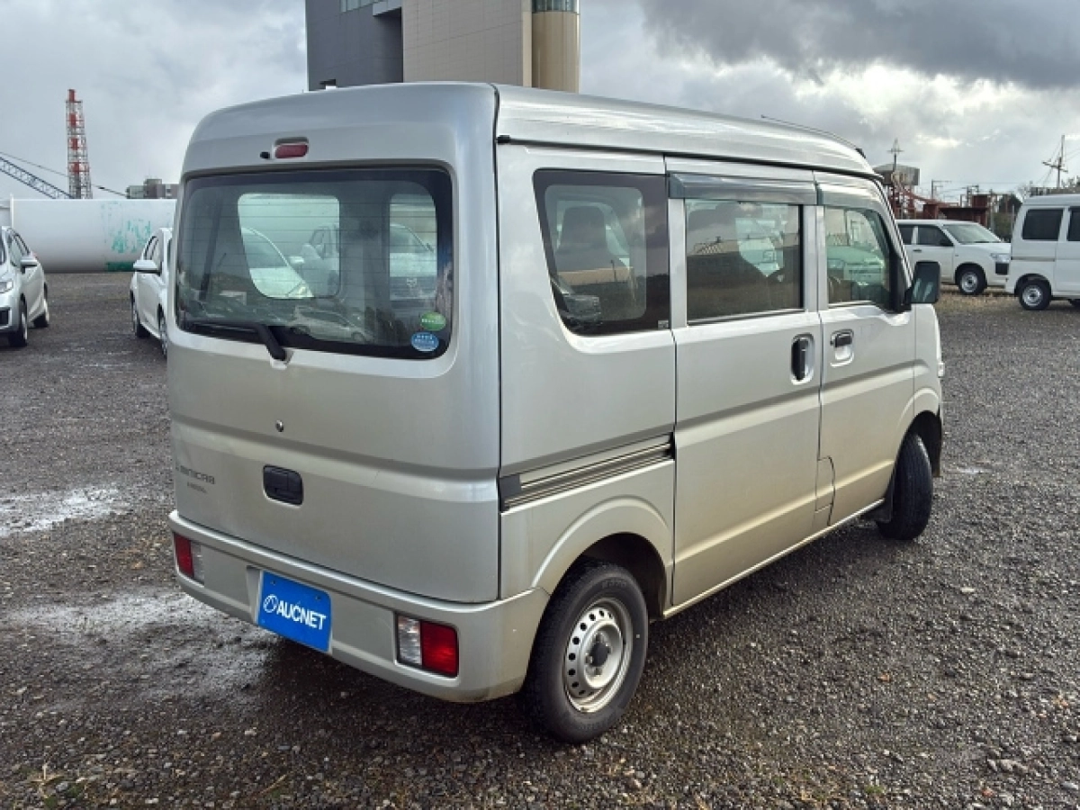 MITSUBISHI MINICAB VAN