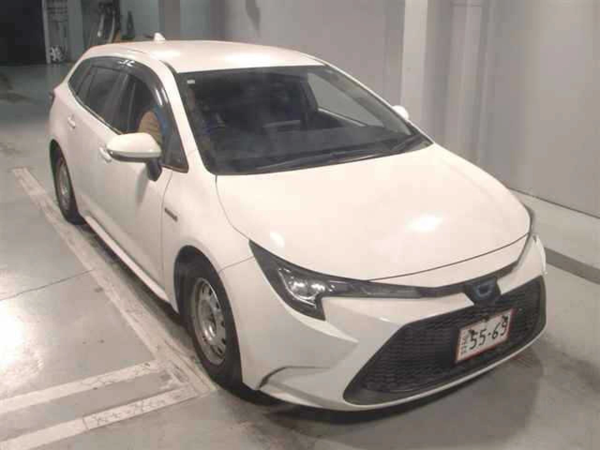 TOYOTA COROLLA TOURING ZWE211W 2020